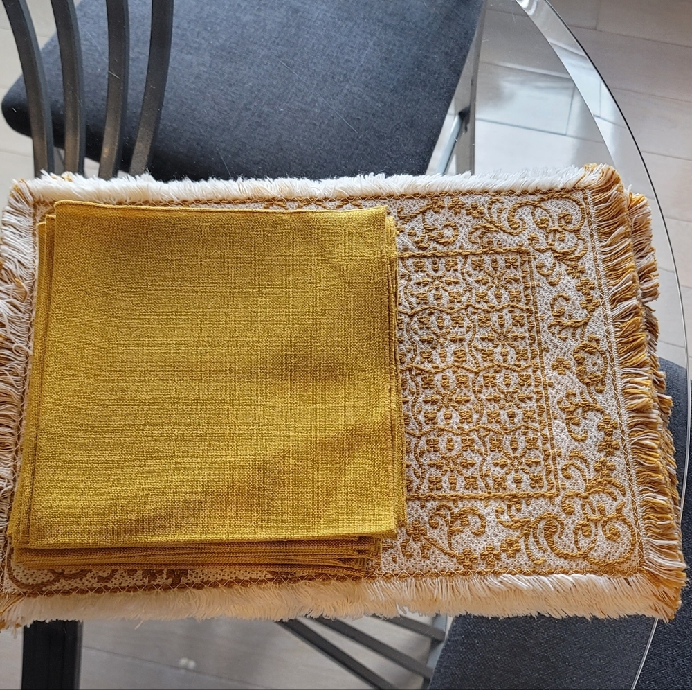 Placemat and Napkin Set
